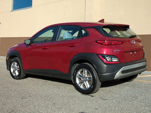 Certified 2023 Hyundai Kona SE image 6