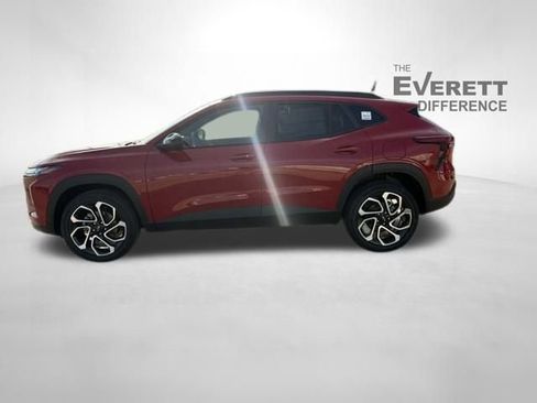 New 2026 Chevrolet Trax RS w/ Driver Confidence Package FWD image 4