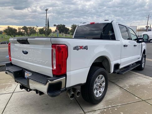 Used 2024 Ford F250 XLT image 10