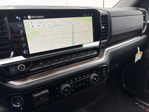 New 2026 Chevrolet Silverado 2500 LT w/ All Star Edition AWD/4WD image 32