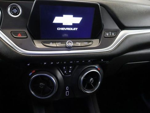 Used 2019 Chevrolet Blazer LT image 21