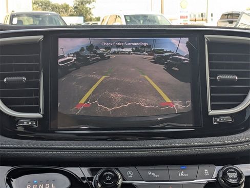 New 2026 Chrysler Pacifica Select image 31