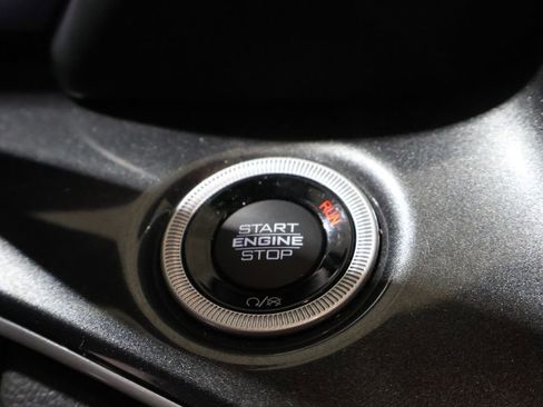 Used 2023 Jeep Grand Cherokee Altitude image 29