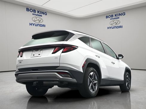 Used 2025 Hyundai Tucson SEL AWD/4WD image 15