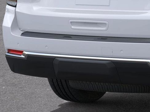 New 2026 Chevrolet Suburban LS image 35