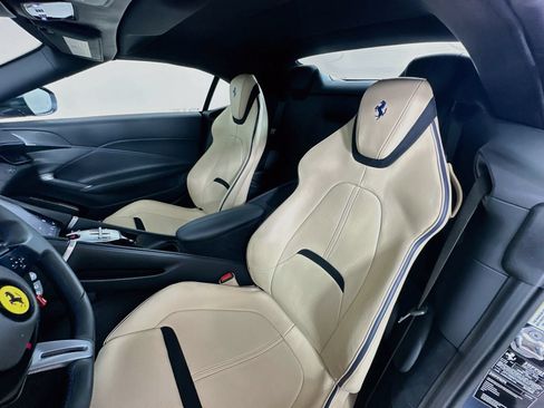 Used 2025 Ferrari Roma Spider RWD image 35
