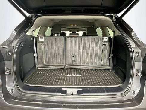Used 2022 Toyota Highlander Limited AWD/4WD image 29