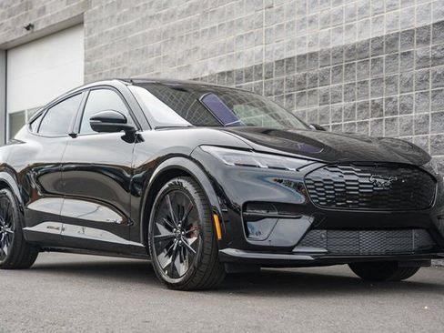 New 2025 Ford Mustang Mach-E GT image 2