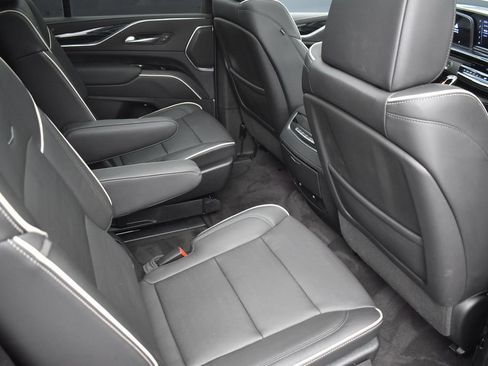 Used 2022 Cadillac Escalade Sport w/ Touring Package AWD/4WD image 33