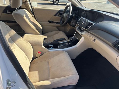 Used 2013 Honda Accord LX image 13