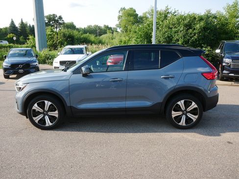 Used 2023 Volvo XC40 Recharge Plus w/ Protection Package Premier AWD/4WD image 4