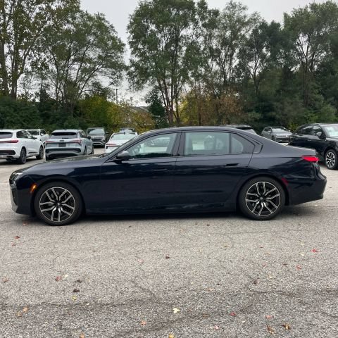 Used 2023 BMW i7 xDrive60 AWD/4WD image 8