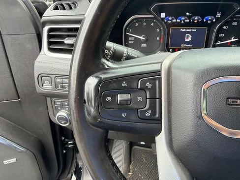 Used 2021 GMC Yukon Denali w/ Denali Ultimate Package AWD/4WD image 25