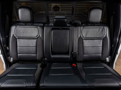 Used 2025 Ford F150 Raptor image 35