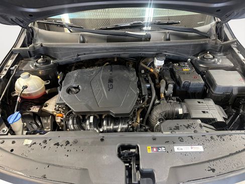 Used 2023 Kia Sportage LX FWD image 32