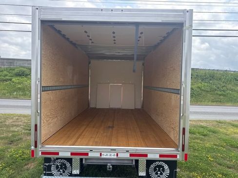 New 2027 Ford E-450 and Econoline 450 Super Duty w/ Power Equipment Group RWD image 13