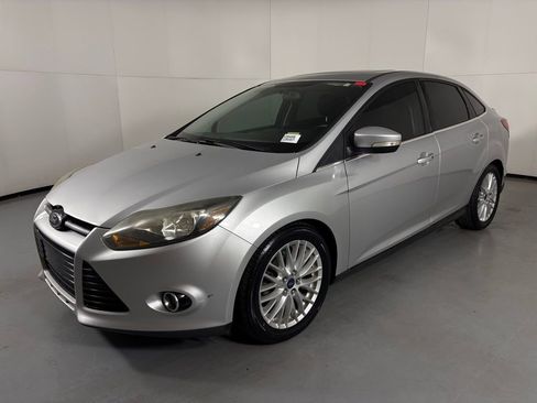 Used 2013 Ford Focus Titanium image 4