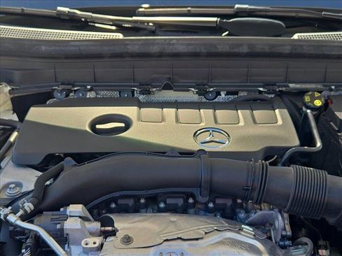 Used 2020 Mercedes-Benz GLB 250 image 20