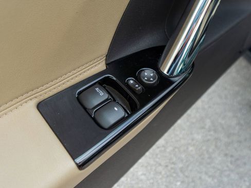 Used 2007 Saturn Sky w/ Premium Trim Pkg image 14