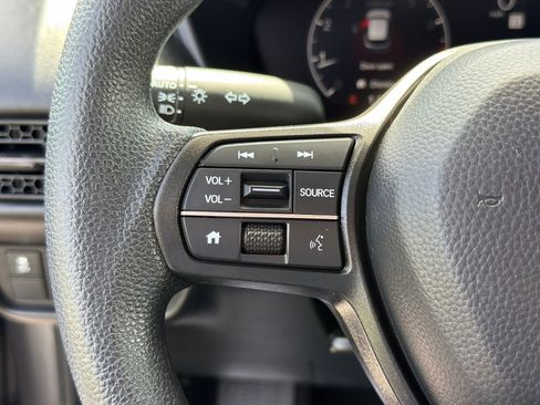 Used 2024 Honda HR-V LX image 15