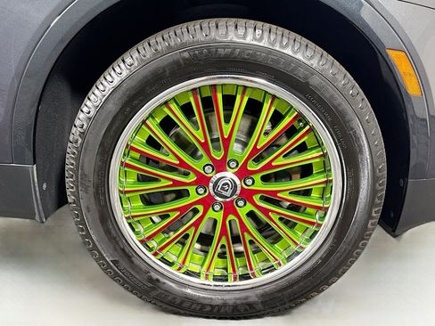 Used 2023 Cadillac XT5 Premium Luxury w/ Technology Package image 32