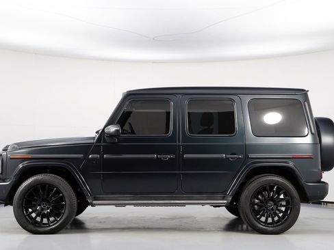 Used 2023 Mercedes-Benz G 550 w/ G Manufaktur Interior Package image 9