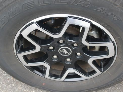 Used 2022 Ford Bronco Outer Banks image 14