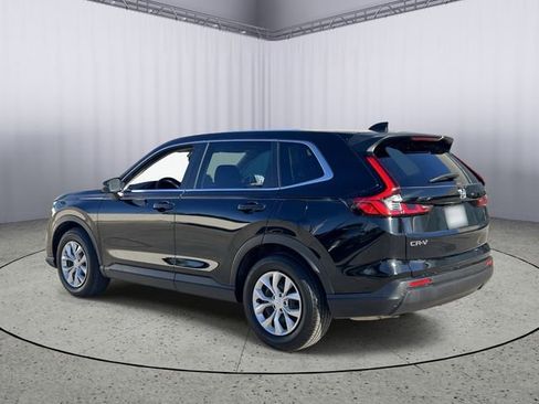 Used 2025 Honda CR-V LX image 7
