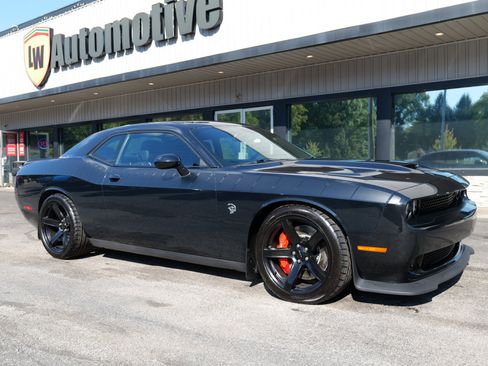 Used 2015 Dodge Challenger SRT Hellcat image 65