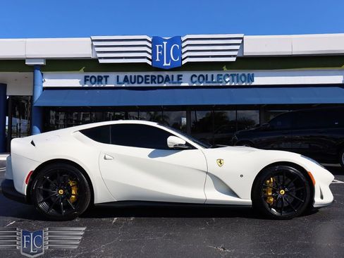 Used 2020 Ferrari 812 Superfast image 2