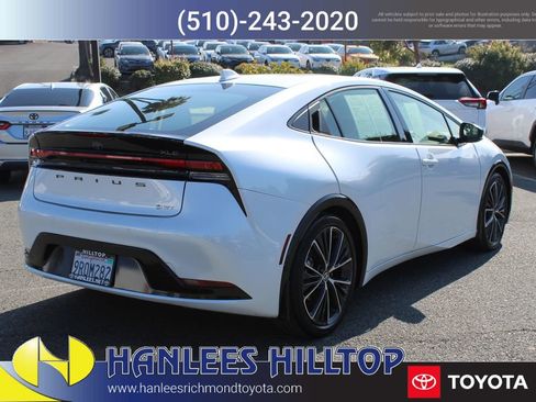 Used 2024 Toyota Prius XLE image 7