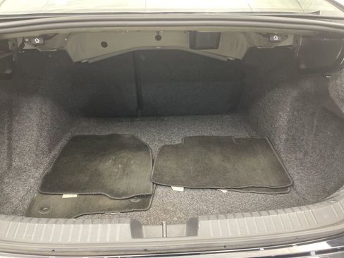 Used 2025 Volkswagen Jetta Sport image 33