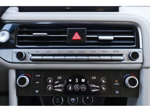 Used 2026 Genesis G70 2.5T Prestige image 26