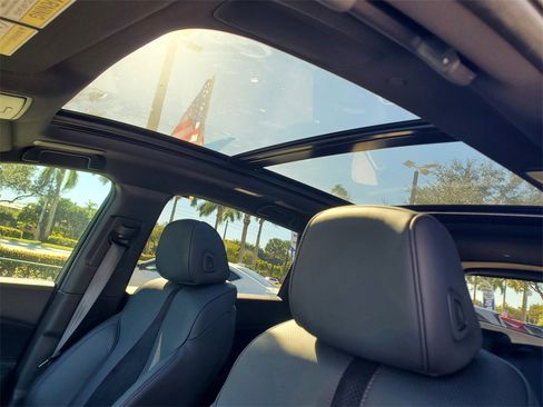 Used 2025 Acura RDX A-Spec image 18