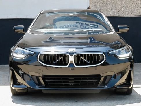 Used 2024 BMW 230i Coupe w/ Convenience Package RWD image 5