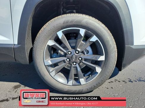 New 2026 Chevrolet Equinox RS w/ Safety and Technology Package AWD/4WD image 5