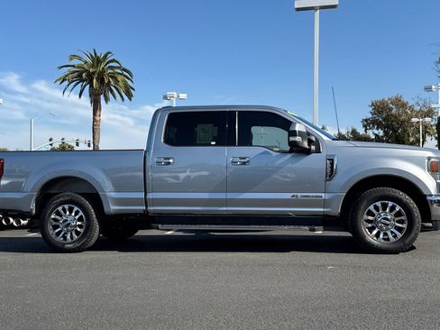 Used 2022 Ford F250 Lariat w/ Lariat Value Package image 4