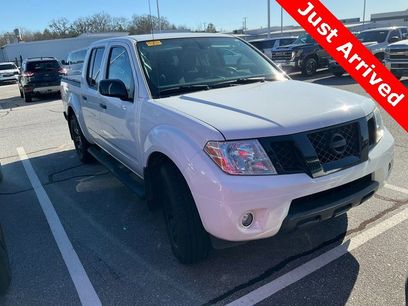 Used 2020 Nissan Frontier SV w/ Midnight Edition Floor Mats