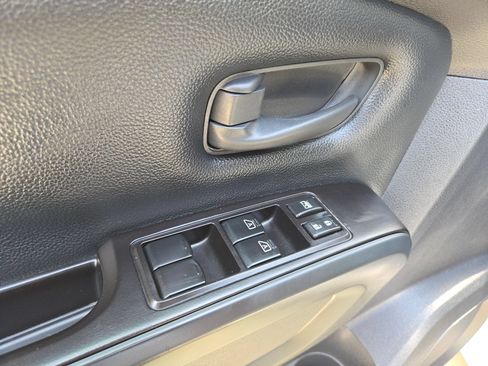 Used 2019 Nissan Titan S w/ S Utility Package RWD image 12