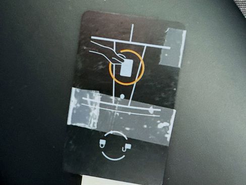 Used 2023 Tesla Model Y Long Range image 37