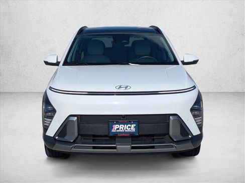 Used 2024 Hyundai Kona Limited image 2