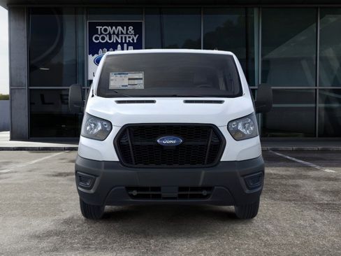 New 2025 Ford Transit 250 Low Roof RWD image 6
