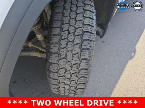 Used 2024 GMC Sierra 1500 SLE RWD image 23