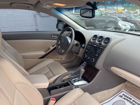 Used 2013 Nissan Altima 2.5 S w/ Premium Pkg image 23