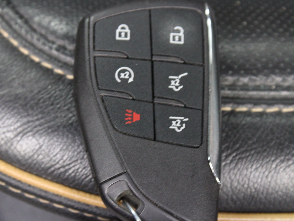 Used 2024 GMC Yukon AT4 w/ Technology Package AWD/4WD image 77