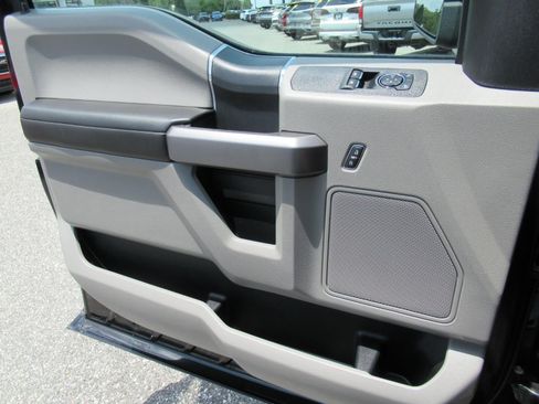 Used 2019 Ford F150 XLT w/ Equipment Group 301A Mid AWD/4WD image 19