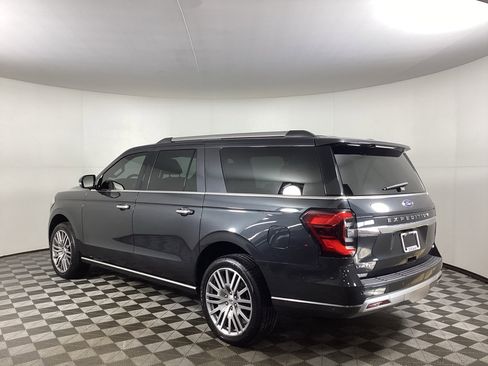 Used 2022 Ford Expedition Max Limited image 4