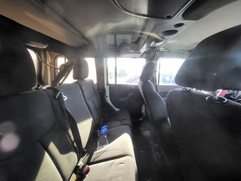 Used 2017 Jeep Wrangler Unlimited Sport w/ Quick Order Package 24S image 9