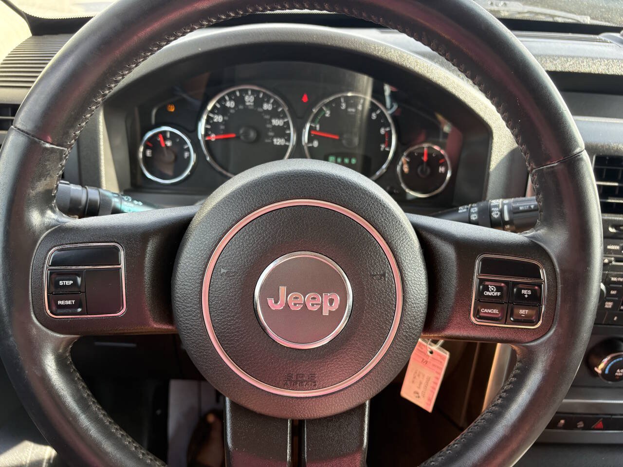 Used 2011 Jeep Liberty Sport AWD/4WD image 20