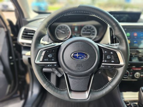 Used 2023 Subaru Forester Limited image 22